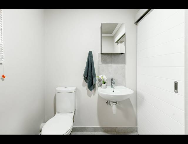 2 BEDROOM APARTMENT FOR SALE IN SINOVILLE